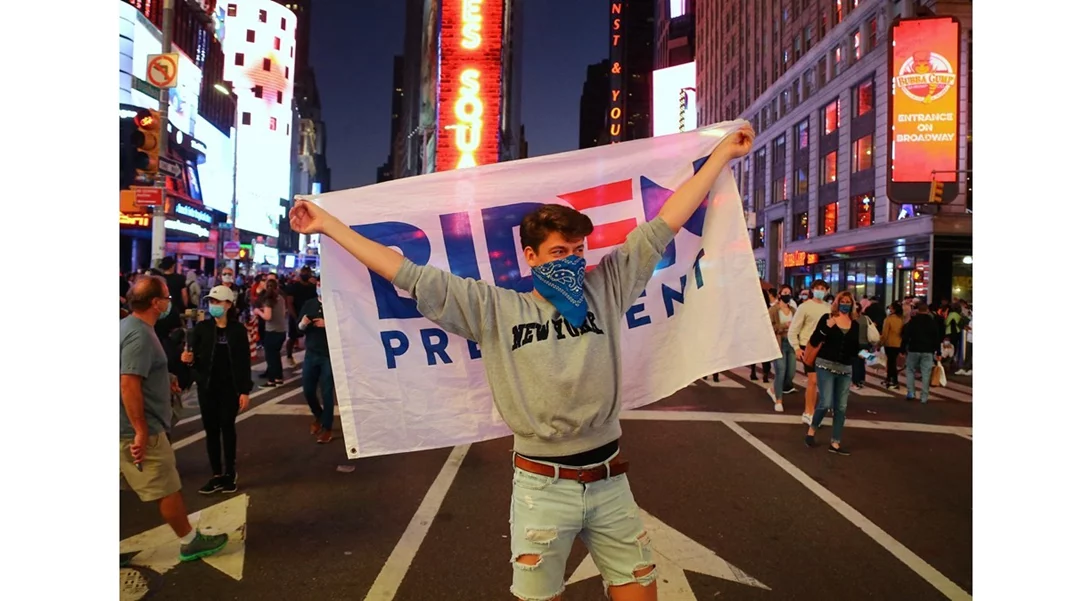 Εορτασμοί ξέσπασαν σε πολλές αμερικανικές πόλεις μετά την ανακοίνωση της νίκης του Joe Biden