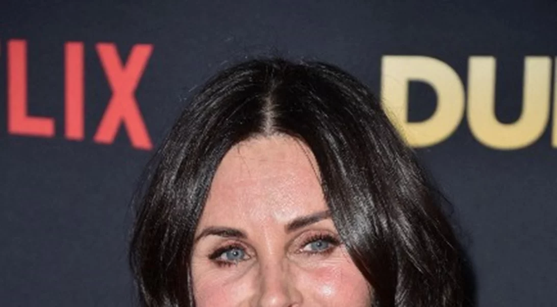 Courteney Cox | Η φωτογραφία με τα φρύδια της που έγινε viral