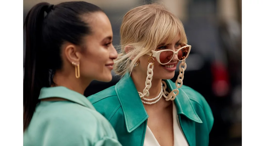 Οι τάσεις στα κοσμήματα για τις φετινές γιορτές