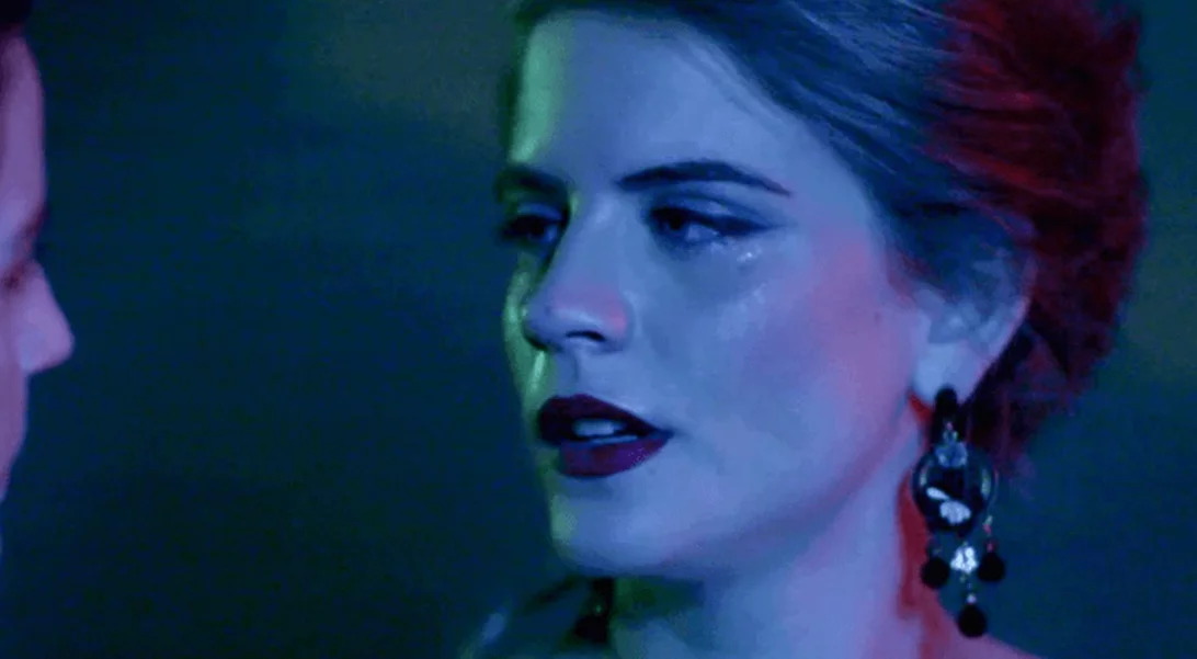 Άγριες Μέλισσες spoiler | Ο διασυρμός της Δρόσως σε όλο το Διαφάνι