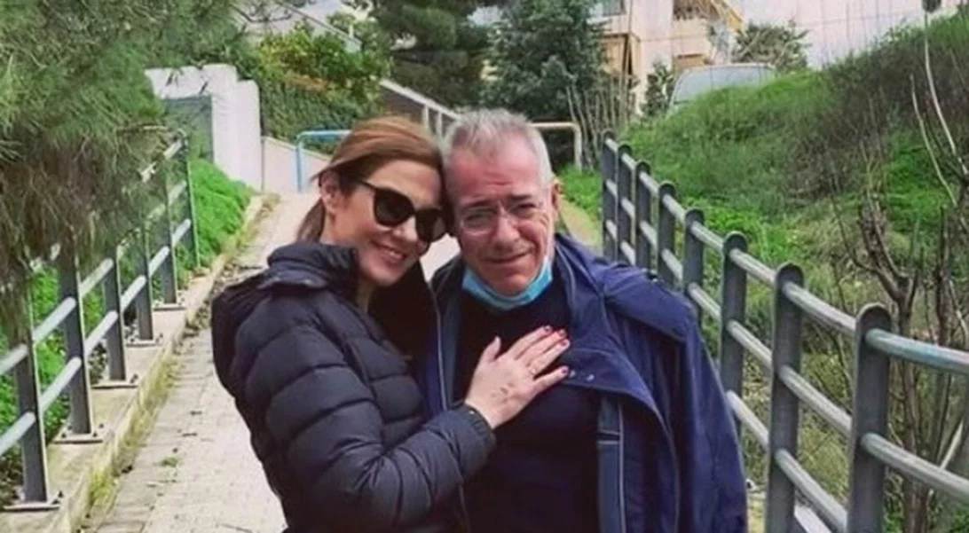 Φαίη Μαυραγάνη | Η σπάνια φωτογραφία με τον Νίκο Μάνεση με atheisure outfit