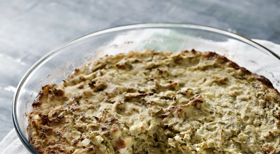 Αφράτο σουφλέ με κολοκυθάκια και φέτα από τον Βασίλη Καλλίδη