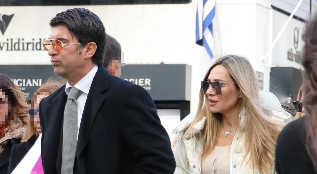 Ελένη Πετρουλάκη-Ίλια Ίβιτς | Η σπάνια εμφάνιση με τις δύο από τις τέσσερις κόρες τους