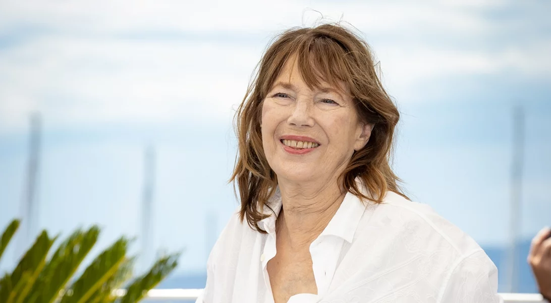 Jane Birkin | Το είδωλο των '60s που έδωσε το όνομα της στην iconic τσάντα του οίκου Hermès