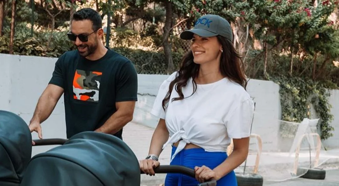 Χριστίνα Μπόμπα-Σάκης Τανιμανίδης | Μόλις αποκάλυψαν τα πρωτότυπα ονόματα που έδωσαν στα δίδυμα