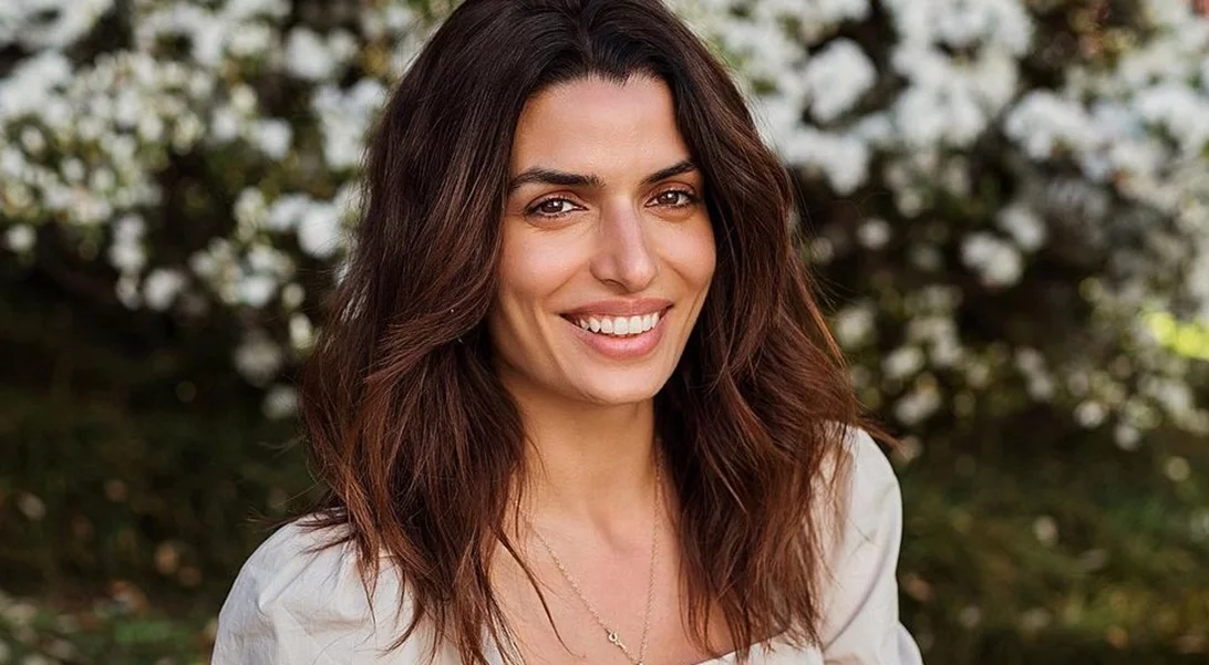 Τόνια Σωτηροπούλου | Το άκρως θηλυκό άρωμα που φορά εδώ και 20 χρόνια