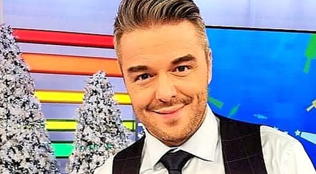 Πέτρος Πολυχρονίδης | Σπάνιες φωτογραφίες από το σπίτι με τον τεράστιο κήπο που ζει με τη σύντροφό του