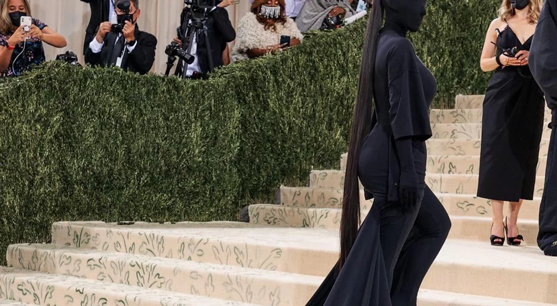 Met Gala 2021 | H Kim Kardashian σε μια beauty εμφάνιση που δίχασε