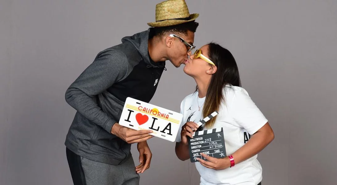 O Γιάννης Αντετοκούνμπο στη Μύκονο με τη σύζυγό του | Η εμφάνιση της Mariah με στενό κοντό φόρεμα