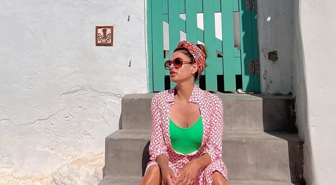 Eva Mendes | Tο hair look της στην Αντίπαρο είναι η τέλεια ιδέα για τα χτενίσματα των καλοκαιρινών διακοπών