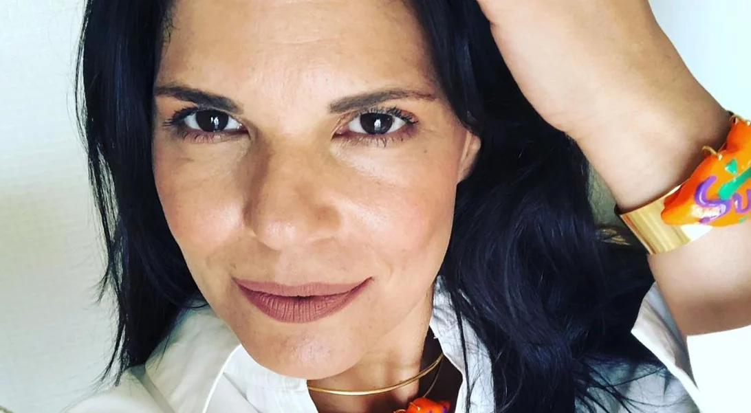 Μαρίνα Ασλάνογλου | Η στιγμή που ο σύζυγός της σώζει τα άλογά τους από τη φωτιά - "Πάει το κτήμα μας!"