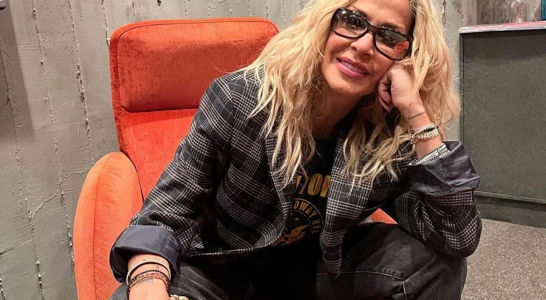 Η Άννα Βίσση έκλεισε τα 65 | Το ξέφερνο πάρτι με τους διάσημους καλεσμένους