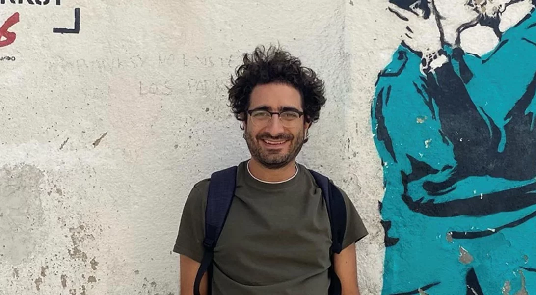 Λάμπρος Φισφής |Έχω φάει σοβαρό bullying ως παιδί - Λες κι ο Θεός με έφτιαχνε και είπε "Καλή τύχη, αν επιβιώσεις μετά την Γ' Δημοτικού θα είναι θαύμα"