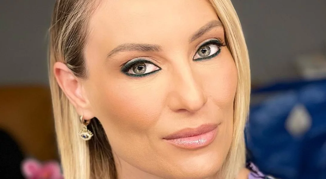 Ελεονώρα Μελέτη | Το on air μήνυμα στην Φαίη Σκορδά για τις επιτυχίες στον έρωτα