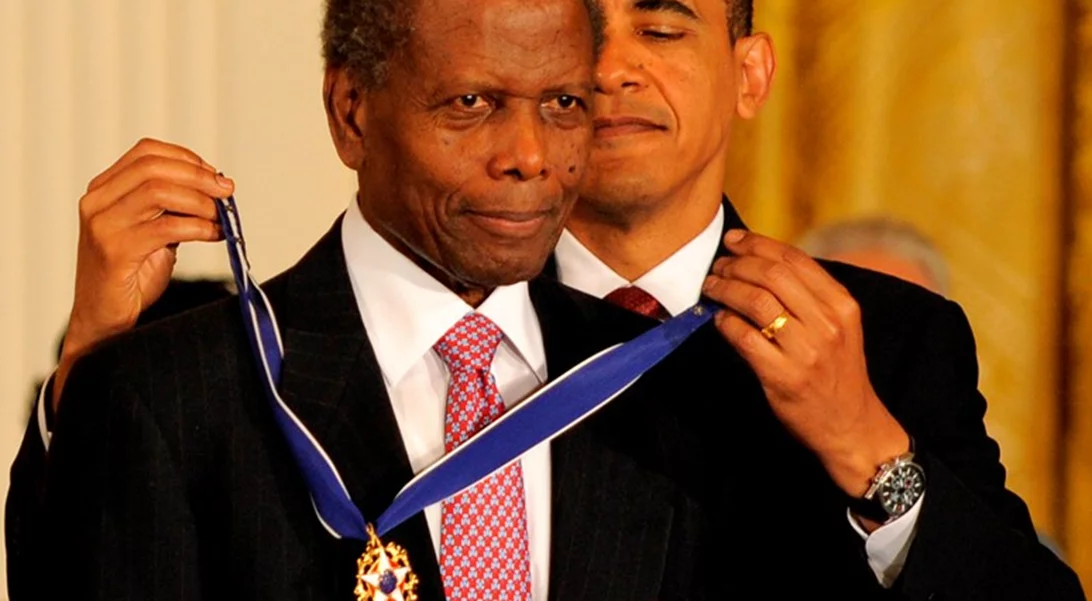 Πέθανε σε ηλικία 94 ετών ο σπουδαίος Sidney Poitier -  O πρώτος Αφροαμερικανός ηθοποιός που κέρδισε Όσκαρ