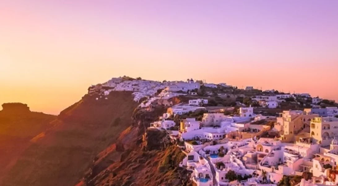 Τρία νησιά των Κυκλάδων βρέθηκαν στα 20 καλύτερα της Ευρώπης