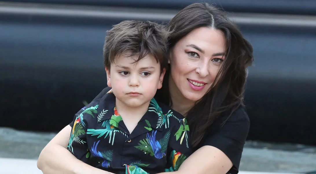 Αλίκη Κατσαβού | "Ο Φοίβος δε θέλει να δει ακόμα τον Κώστα Βουτσά στις ταινίες...τον στενοχωρεί"