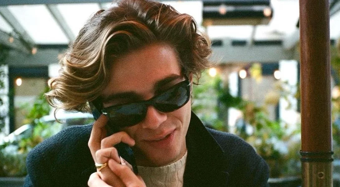 Αχιλλέας Γλύξμπουργκ | Ο γοητευτικός αδελφός της Μαρίας Ολυμπίας έχει James Dean vibes