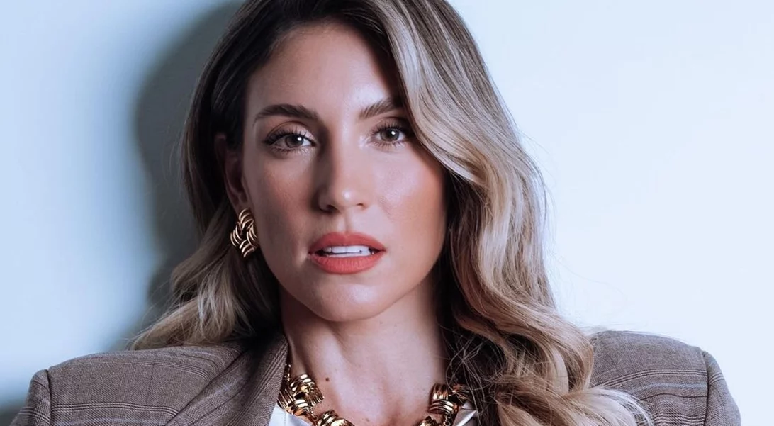 Αθηνά Οικονομάκου | Ο γιος της, Μάξιμος, ντύθηκε χάρος για το Halloween