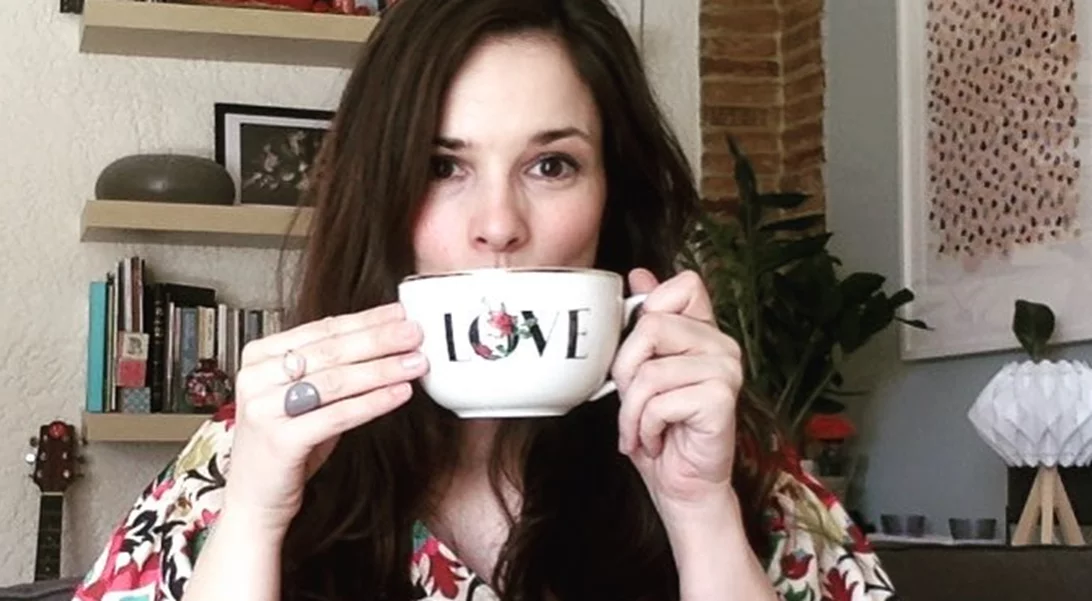 Ευγενία Δημητροπούλου | Σπάνια πλάνα από το σπίτι της ηθοποιού που μόλις παντρεύτηκε