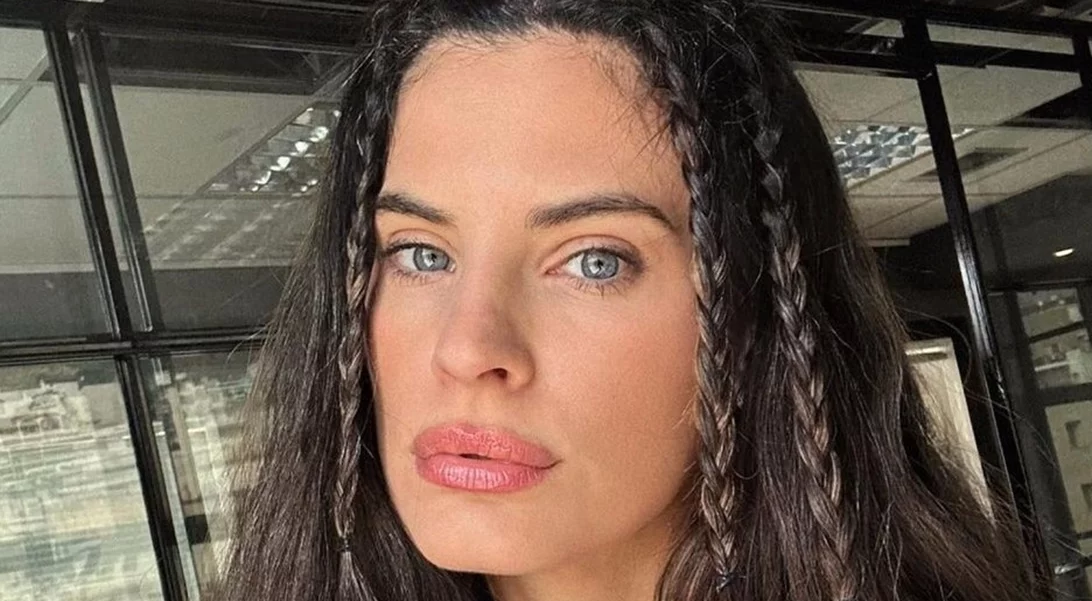 Χριστίνα Μπόμπα | Ποζάρει με φουσκωμένη κοιλίτσα πιο όμορφη από ποτέ