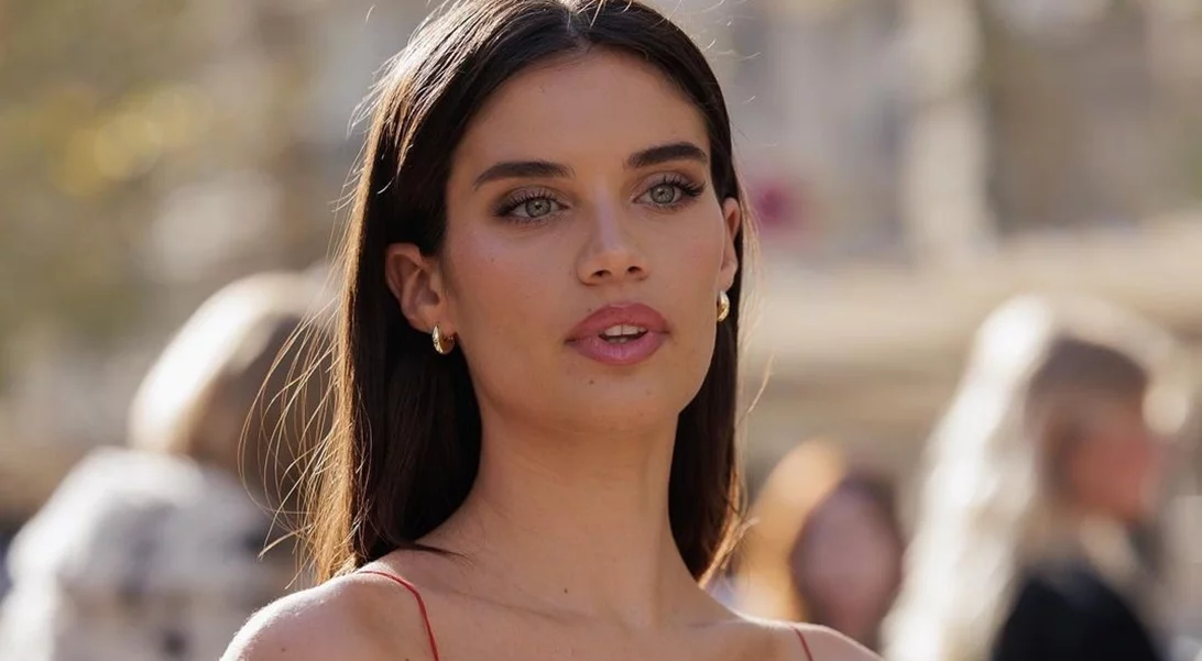 5 lip & cheek balms για να δείχνεις ξεκούραστη και φρέσκια κάθε πρωί