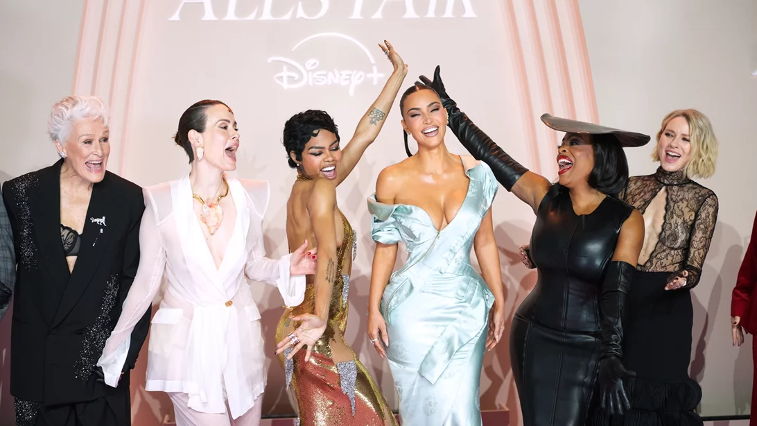 Αυτές είναι οι 10 ελληνικές σειρές με τη χαμηλότερη βαθμολογία στο IMDB, που όμως εμείς λατρέψαμε