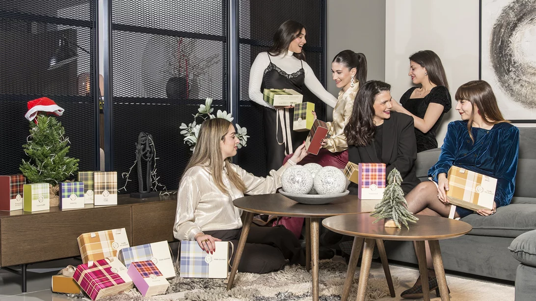 Wear the Joy Of Nature | Το secret Santa των Miss Bloomers όρισαν τα πιο εντυπωσιακά body care gift sets