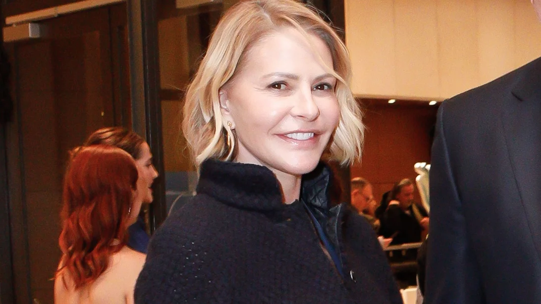 Η Τζένη Μπαλατσινού σε μία από τις πιο chic εμφανίσεις της