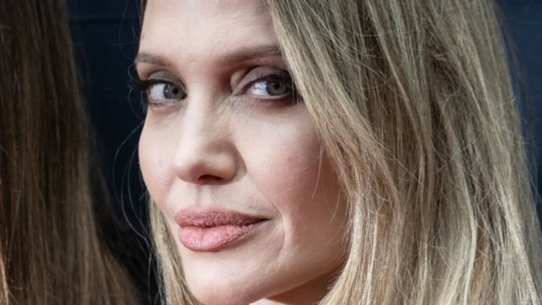 Ουκρανία | Η συγκλονιστική περιγραφή της Αngelina Jolie από την επίσκεψή της στην εμπόλεμη περιοχή