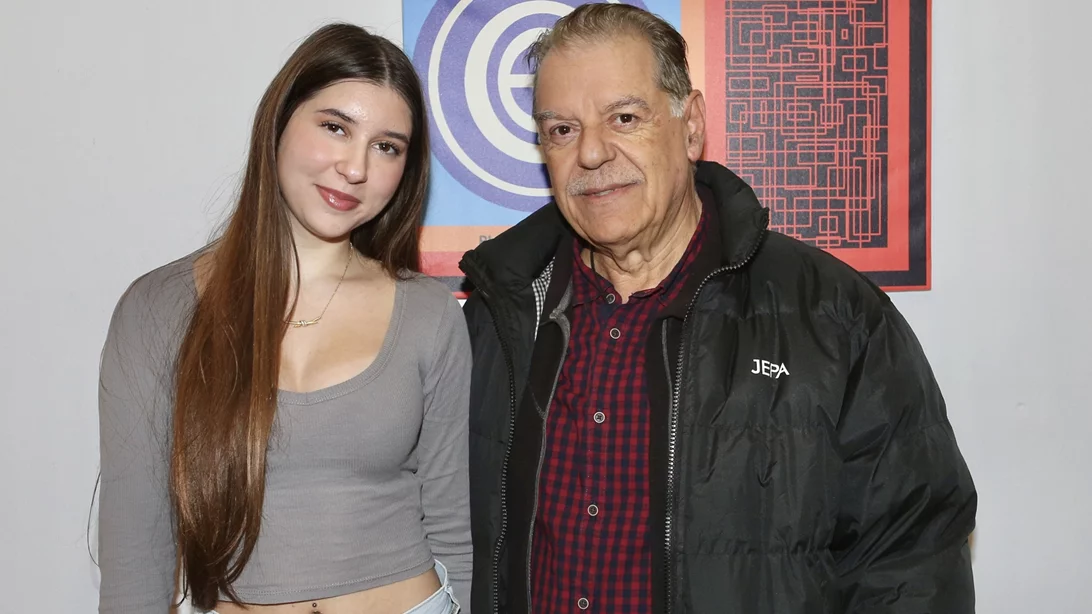 Χάρης Σώζος | Σπάνια δημόσια εμφάνιση με την κούκλα κόρη του, Βενετία