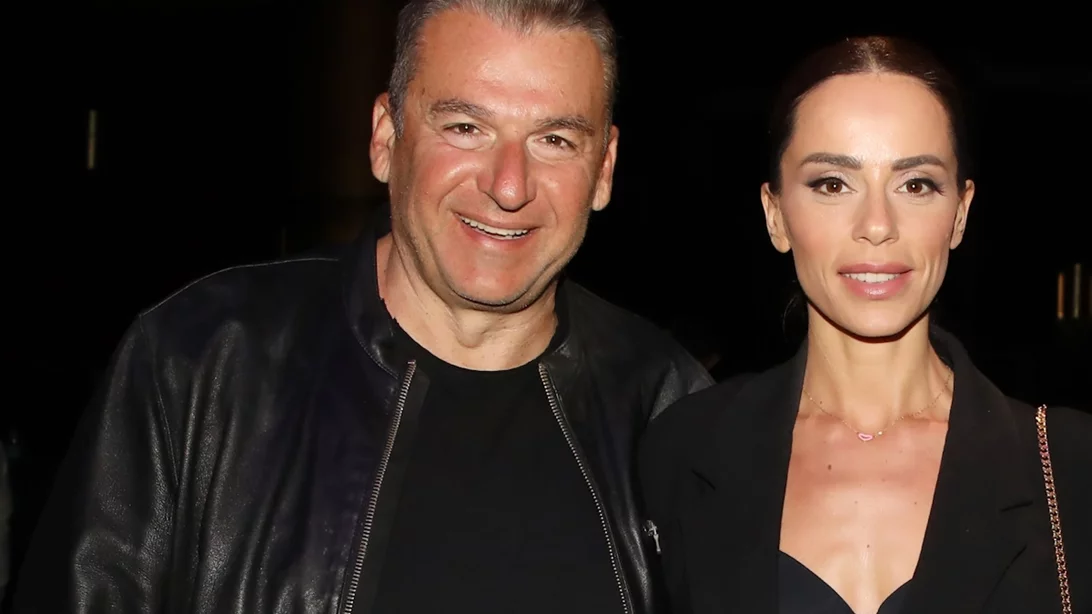 Μαρία Αντωνά | Σέξι εμφάνιση σε βραδινή έξοδο με τον Γιώργο Λιάγκα