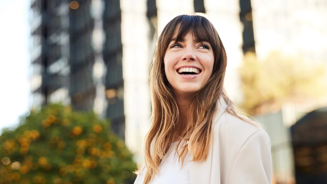 Αυτό το 1 λεπτό πριν τον ύπνο αλλάζει το πώς δείχνεις το πρωί