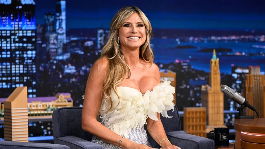 Heidi Klum | Με έμπνευση από την ελληνική μυθολογία η απίθανη μεταμφίεση της για το Halloween