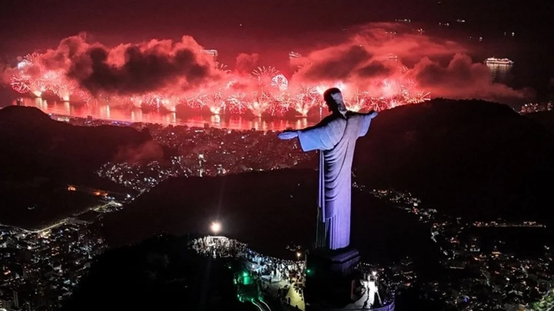 Βραζιλία: Στο Ρίο "η μεγαλύτερη πρωτοχρονιάτικη γιορτή" στον κόσμο, σύμφωνα με τα Ρεκόρ Γκίνες
