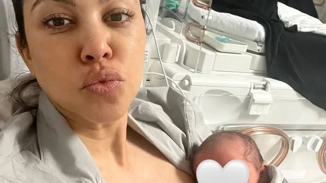 "Μη βάζετε emoji στα πρόσωπα των παιδιών στις φωτογραφίες" | Η απρόσμενη σύσταση των ειδικών κυβερνοασφάλειας