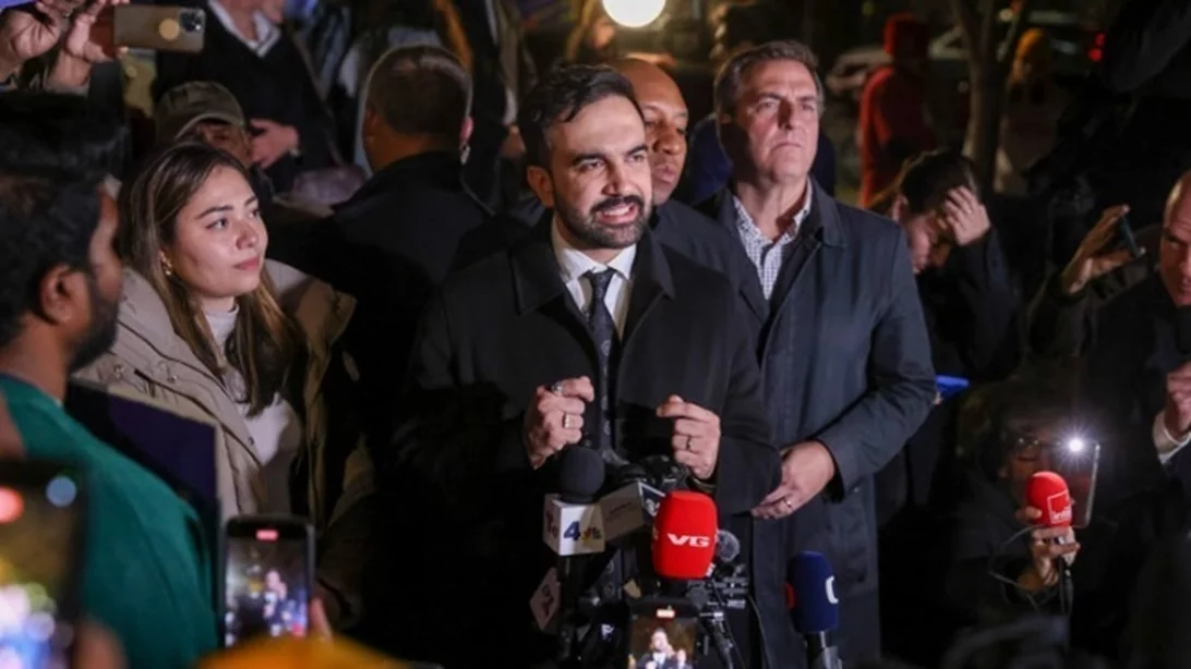 Ο Ζοχράν Μαμντάνι εξελέγη ο πρώτος μουσουλμάνος δήμαρχος της Νέας Υόρκης