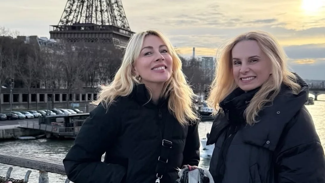 Σμαράγδα Καρύδη & Έλενα Σκουλά | Η απόδραση στα hot spots του Παρισιού μέσα από φωτογραφίες