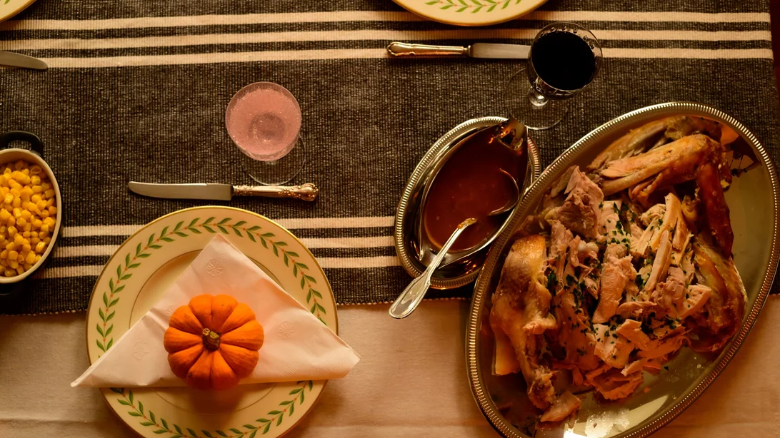 Η απόλυτη χριστουγεννιάτικη γέμιση με κάστανα από τον Άκη Πετρετζίκη