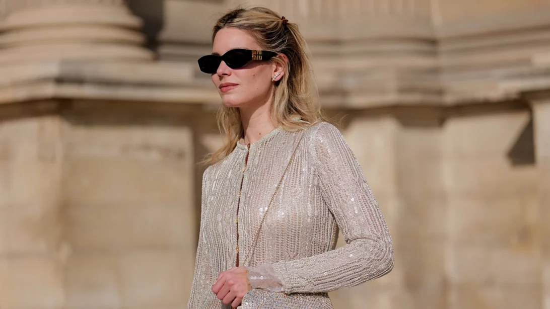 Πώς θα προσθέσεις μικρές δόσεις λάμψης στα looks του Δεκεμβρίου