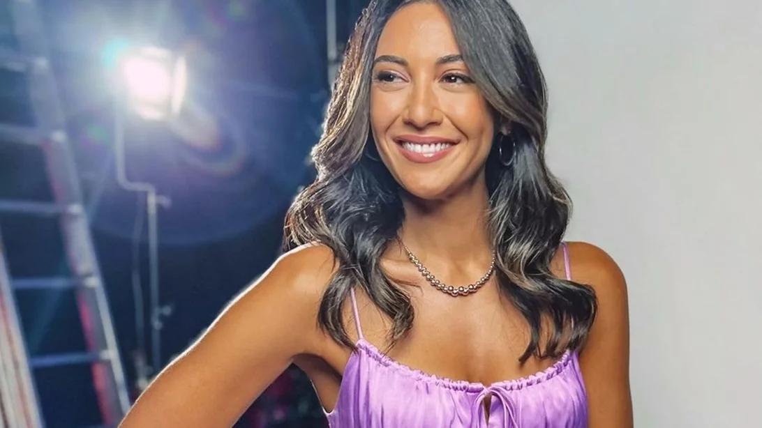 Θα πας θέατρο; Η Ευγενία Σαμαρά προτείνει το safe outfit που πρέπει να φορέσεις