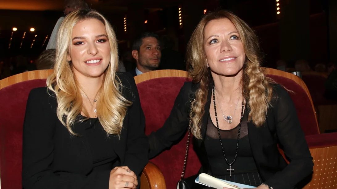 Εριέττα Κούρκουλου & Μαριάννα Λάτση | Αγκαλιά με τον μικρό Λέοντα με athleisure looks