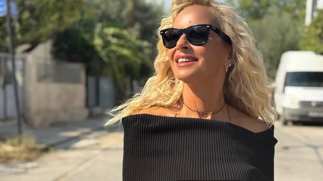 Μαρία Μπεκατώρου | Το γαστρονομικό δείπνο με φίλες σε πολυτελές θέρετρο της Αθήνας