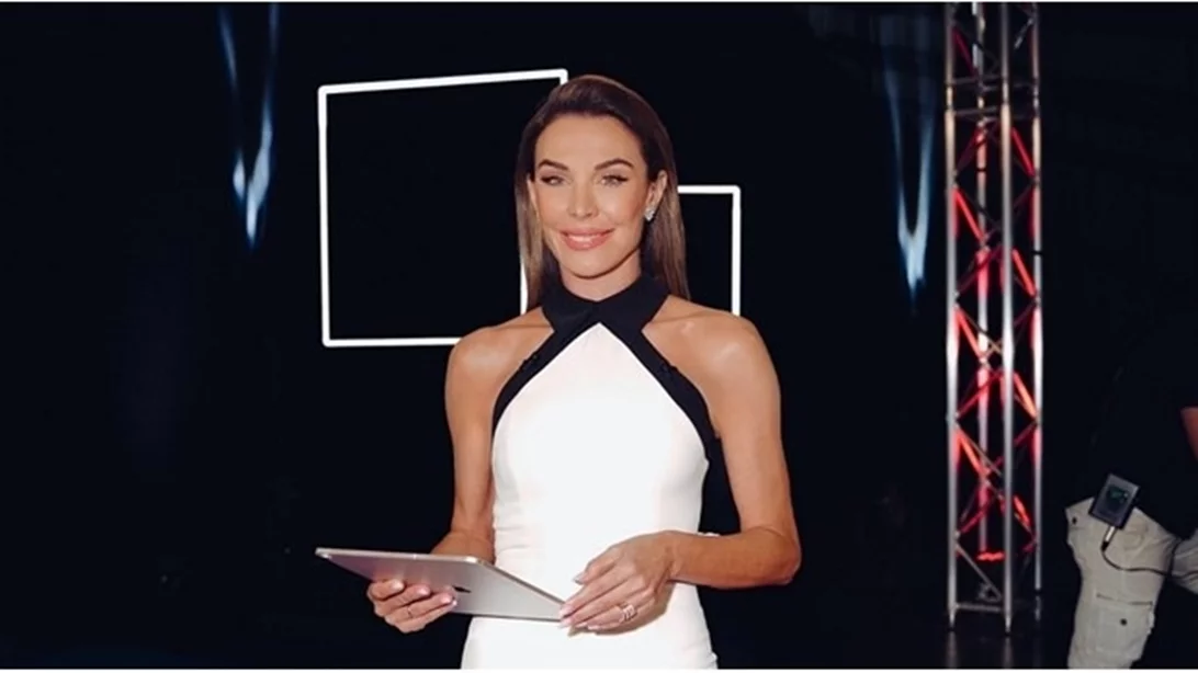 Η Τατιάνα Στεφανίδου στην πιο casual εκδοχή της - Οι αδημοσίευτες φωτογραφίες της από την περίοδο των 90s