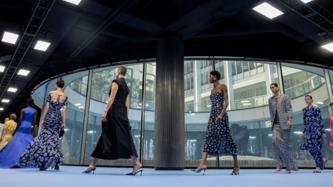 Στην Εβδομάδα Μόδας της Νέας Υόρκης θα απαγορευθούν οι γούνες από το 2026