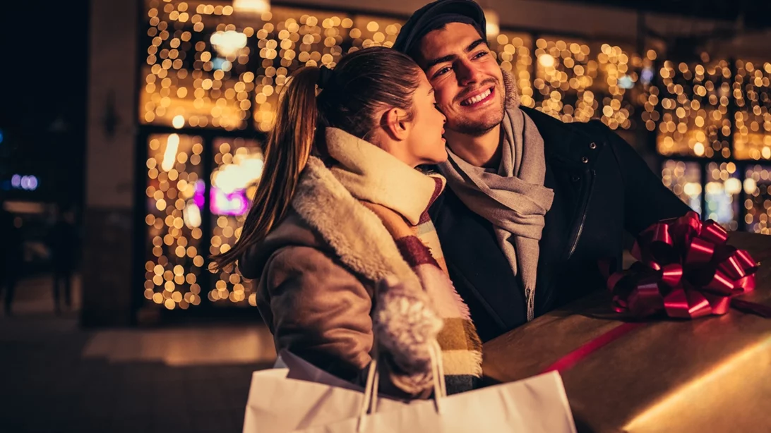 Αισθηματικές προβλέψεις για την Παραμονή Χριστουγέννων | Τρία ζώδια θα ζήσουν τον απόλυτο ρομαντισμό
