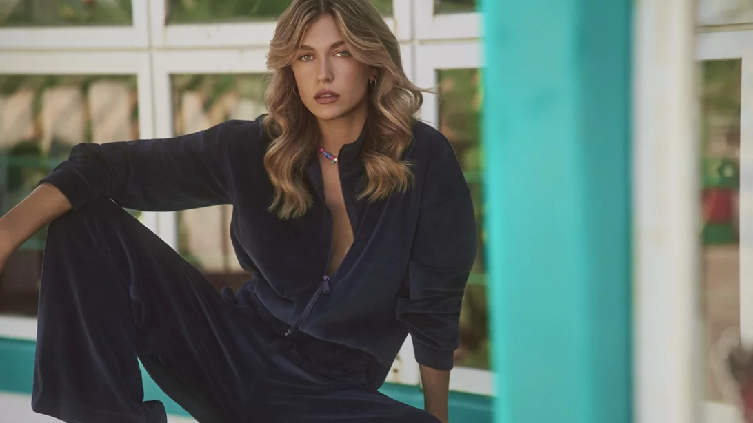 H Κλέλια Ανδριολάτου επιλέγει την Sugarfree για το athleisure στιλ της | Τα 5 looks που θα σε εμπνεύσουν