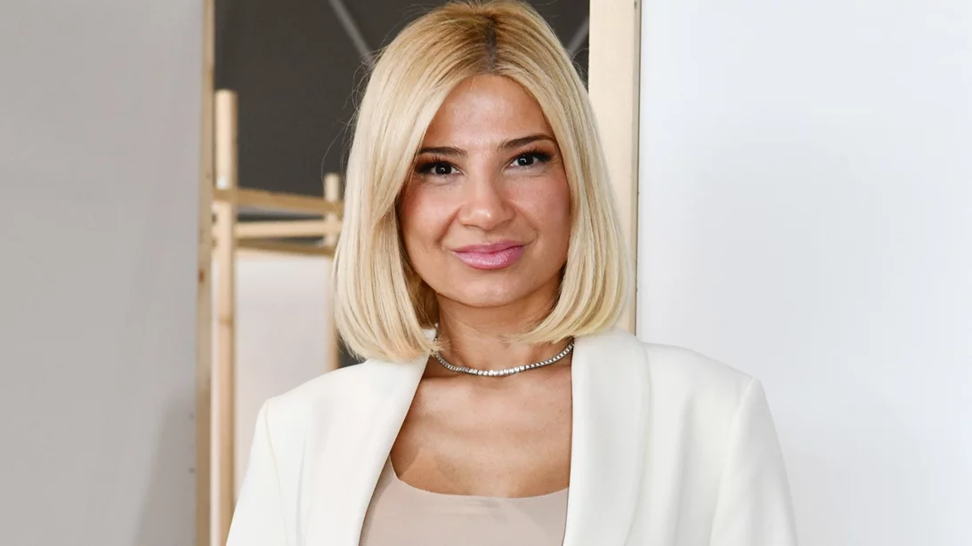 Φαίη Σκορδά | Το αγαπημένο της καθαριστικό προσώπου κάνει "διπλή δουλειά" για λεία και φωτεινή επιδερμίδα