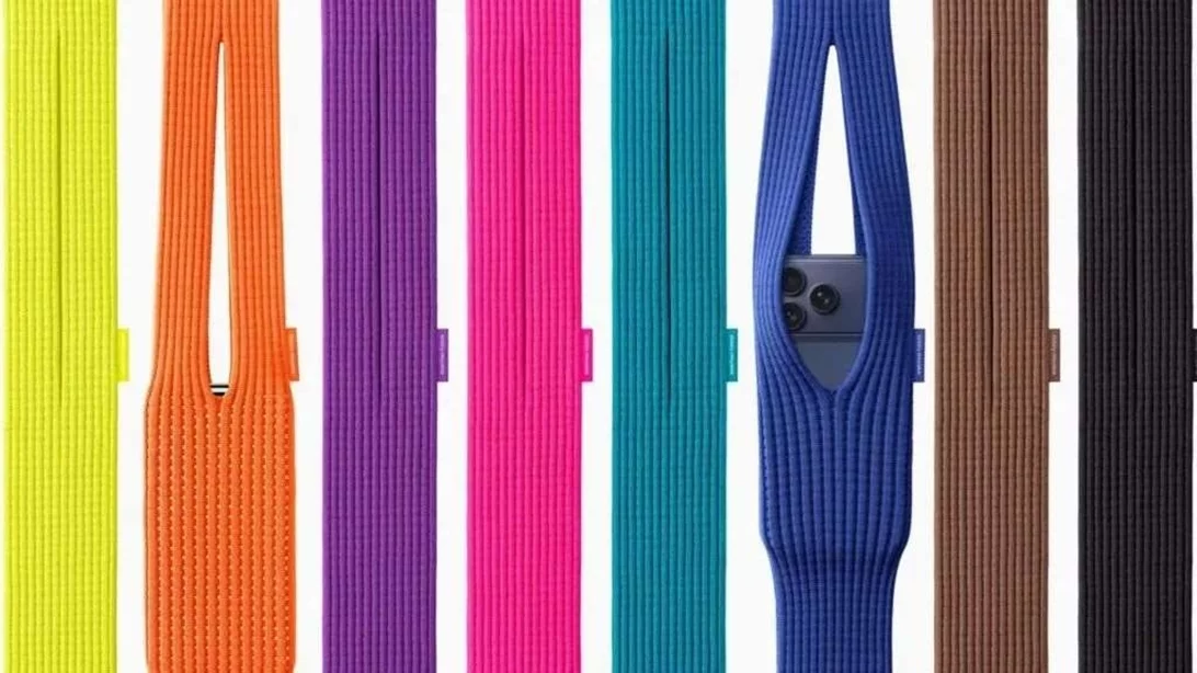 H Apple παρουσίασε μια κομμένη κάλτσα ως θήκη για iPhone-δε φαντάζεστε πόσο τη χρεώνει