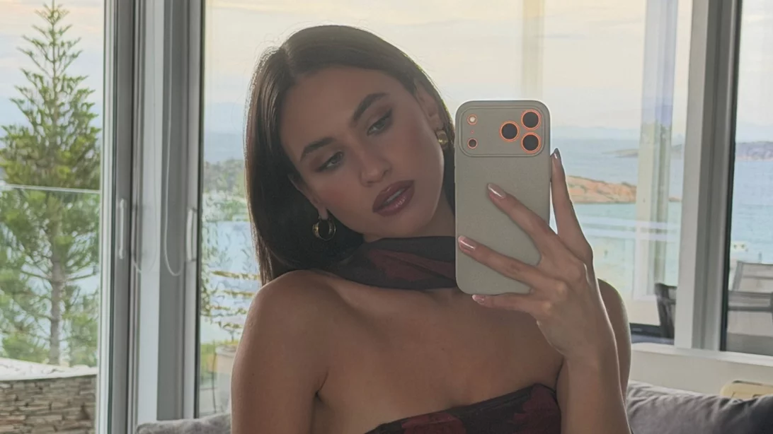 Closet Goals | Η Σμαράγδα Σακελλαρίου θέλει να αποκτήσει την τσάντα που θα αντικαταστήσει την κλασική μαύρη